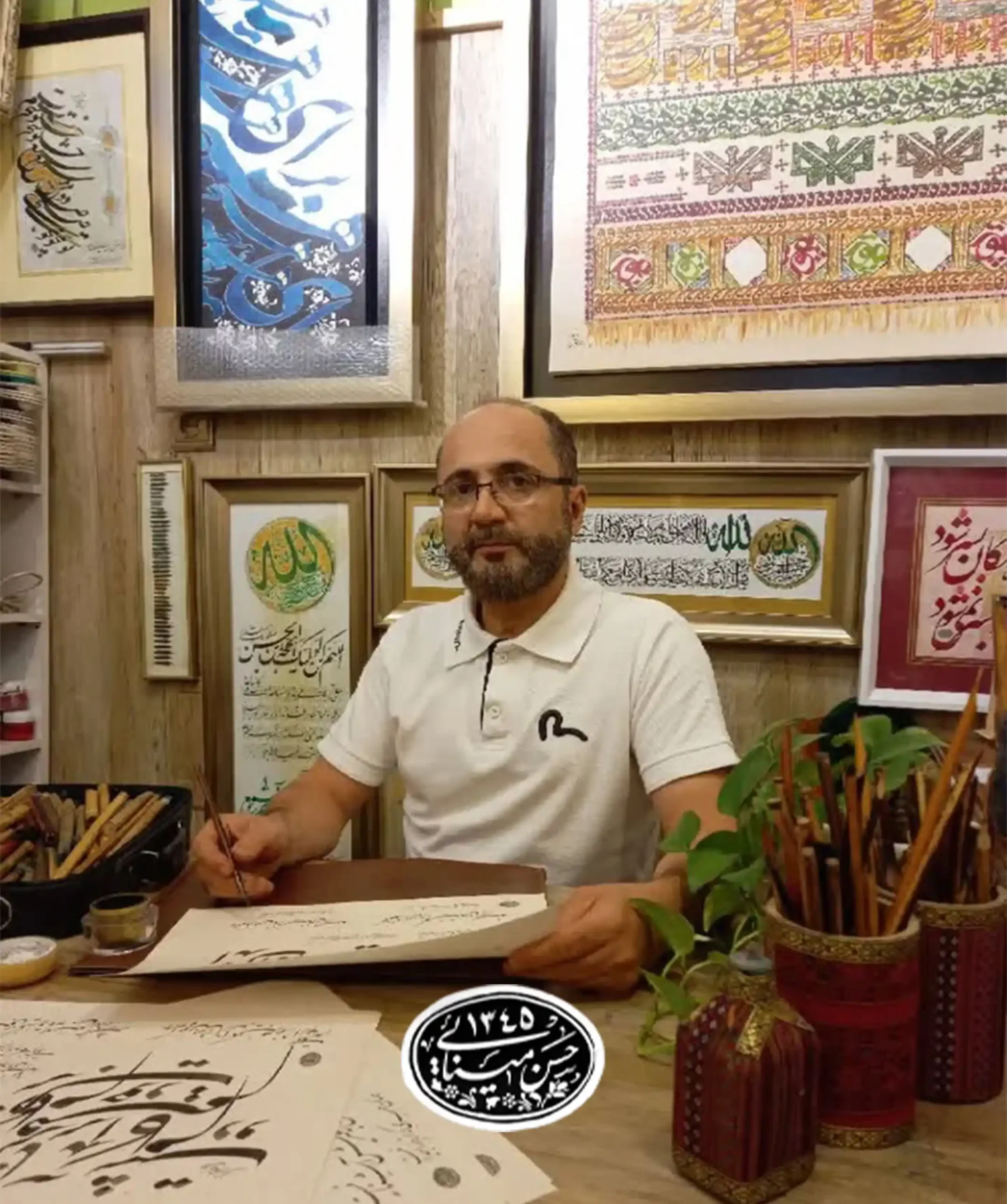 حسن مینائی | وبسایت رسمی حسن مینائی | ایران تهران تجریش پاساژ قائم طبقه هنرمندان
